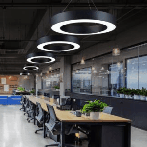 LED Pendelleuchte SIENA – 110W, Schwarz, 3000K Warmweiß