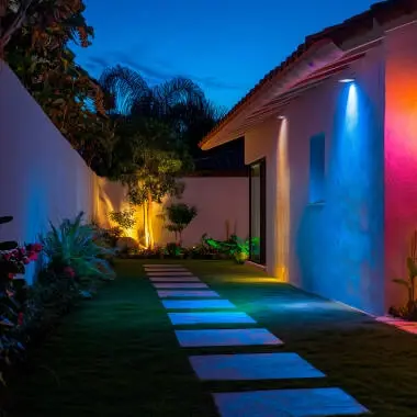 Ledkia LED Fluter 30W RGBW mit Fernbedienung – 3000 lm, IP65 – Produktbild 2